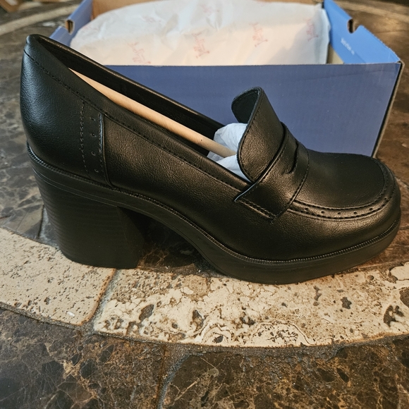 Jelly Pop LA Whitney Black Penny Loafers 3 in heel SZ 7 NWT - Picture 5 of 8